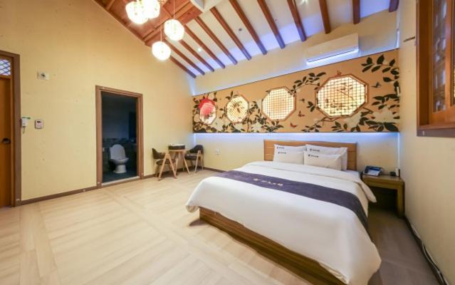 Jeonju Hanok Hotel Kung Eksteriør billede
