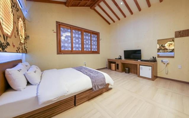 Jeonju Hanok Hotel Kung Eksteriør billede