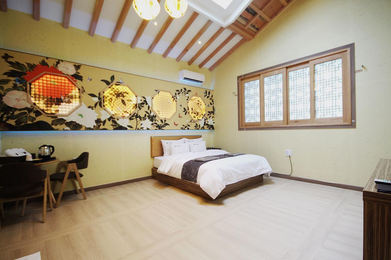 Jeonju Hanok Hotel Kung Eksteriør billede